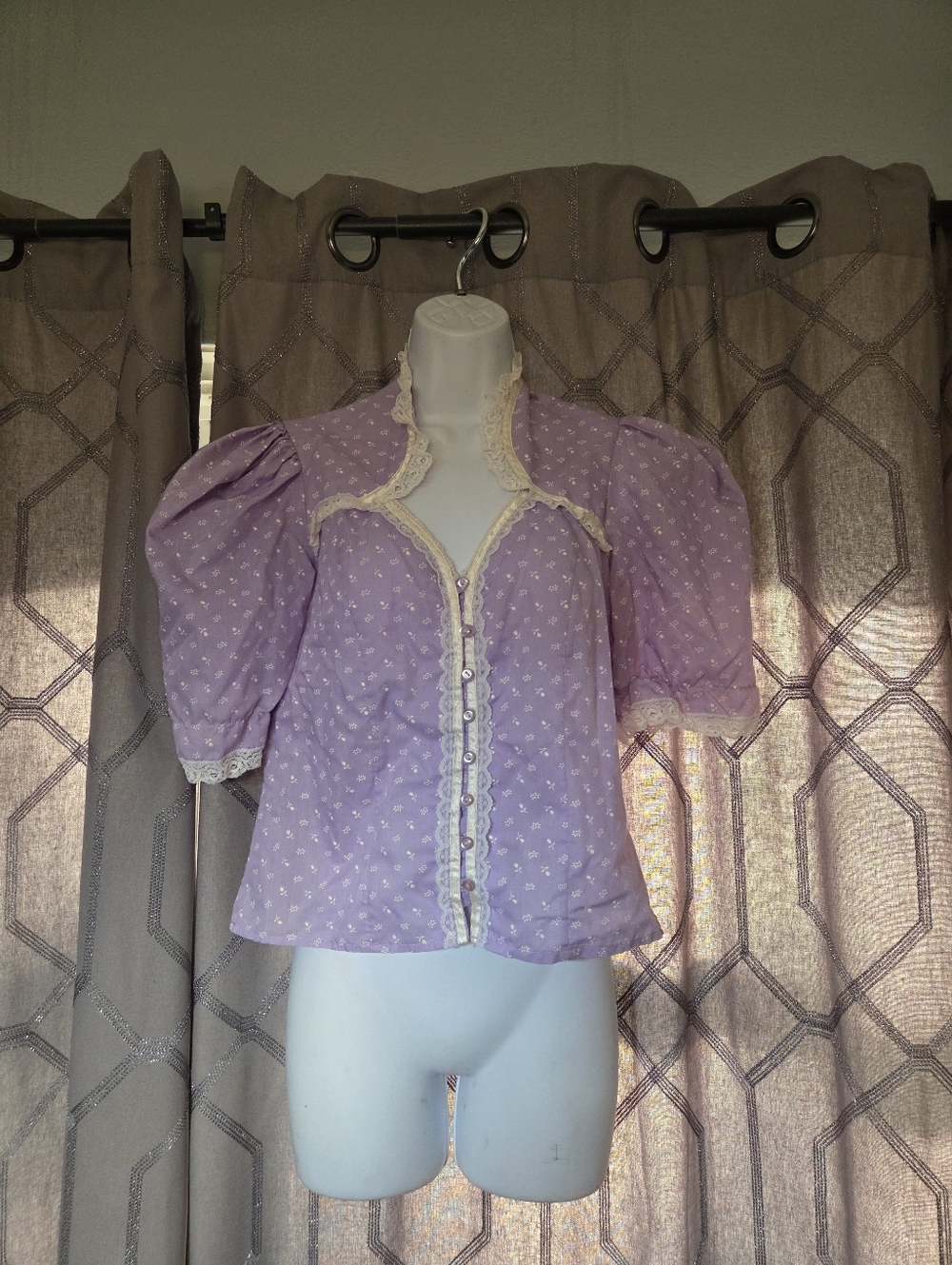 Vintage 70s Purple Floral Puff Sleeve Button Up Blouse Shirt S